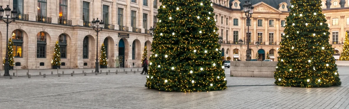 10 Best Places to See Christmas Lights in Paris