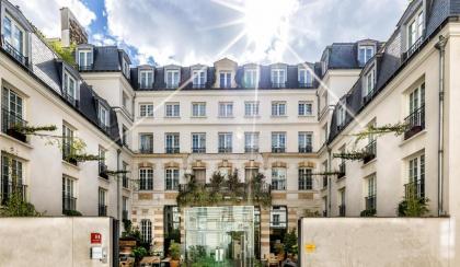 Kube Hotel Paris - Ice Bar - image 1