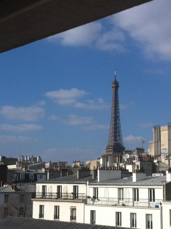 Grenelle Paris Tour Eiffel - main image