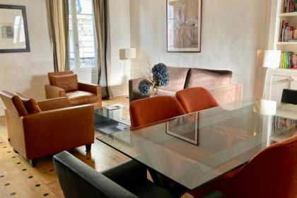 Marais bright 3BR 5 Hotel Standards REFURB 0320 by Pad-à-Terre since '99 - image 7
