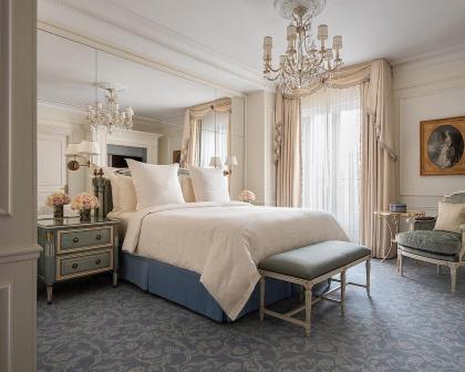 Four Seasons Hotel George V Paris - image 11