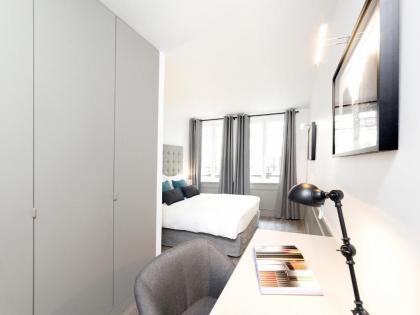 Luxury 3 Bedrooms Le Marais I by Livinparis - image 11
