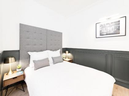 Luxury 3 Bedrooms République I by Livinparis - image 10
