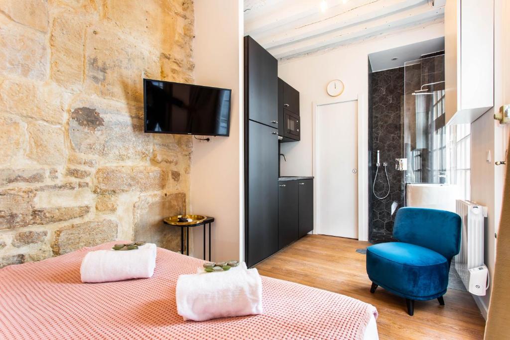 Dreamyflat - Heart of marais - main image