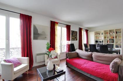313258 - A large family flat in the south of Paris metro Gobelins in Paris