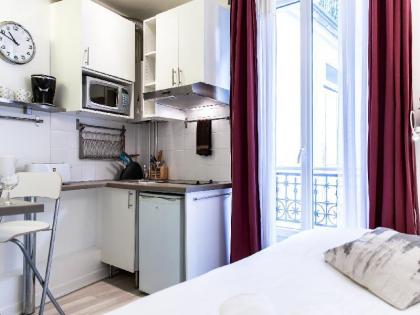 montmartre Apartments   Lautrec 