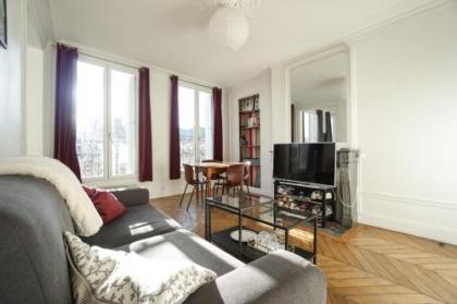 Luminous Appt with VIEW - GRANDS BOULEVARDS - image 4