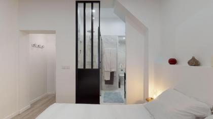 Luxurious and Cosy Apt in the center of  Paris 14 - image 12