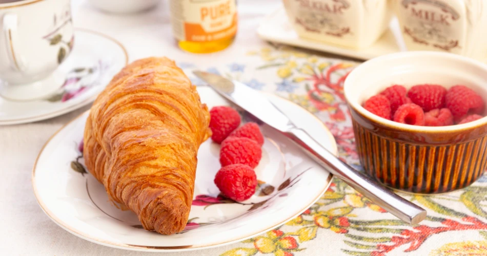 A Perfect Day in Paris: How to Spend 24 Hours A Day in Paris