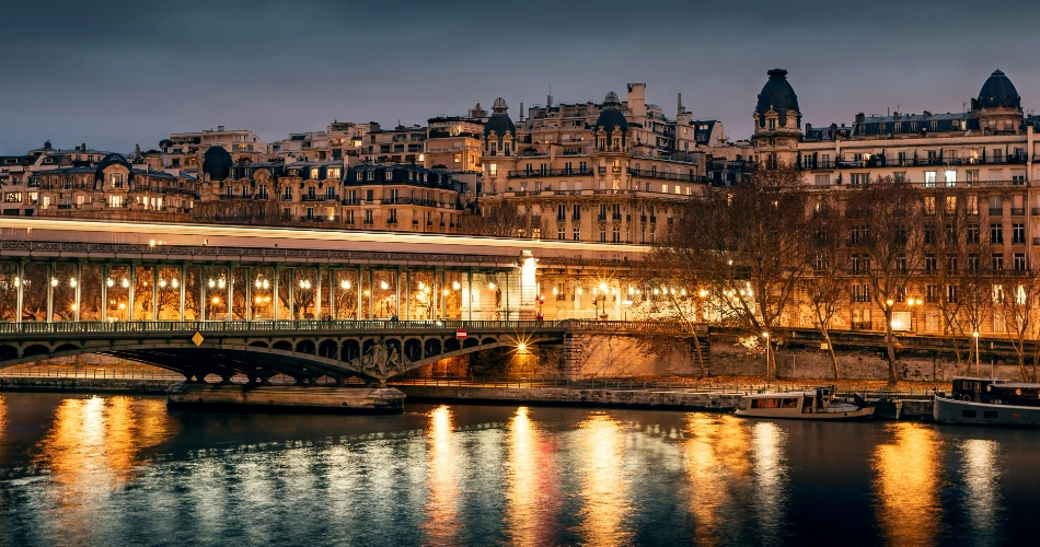 Best 10 Bridges in Paris