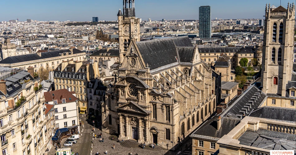 10 Movie Locations In Paris You Can Actually Visit
