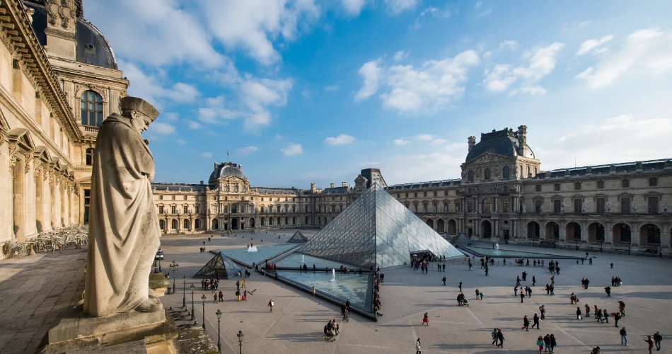 Bonjour Paris! Your Ultimate 2025 Travel Guide