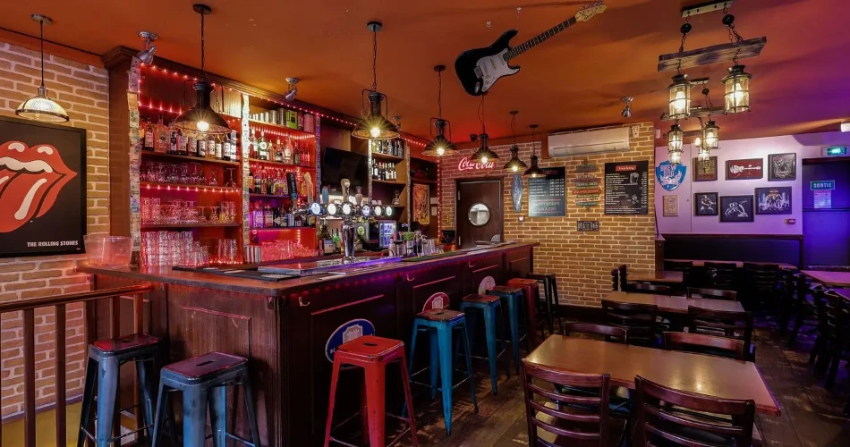 5 Best Sports Bars in Paris