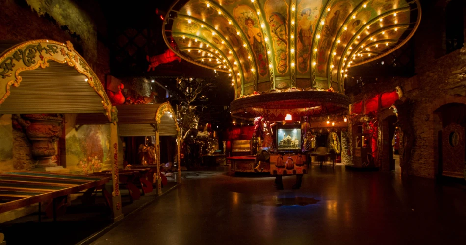 10 Fun Ways to See Paris Like a Local