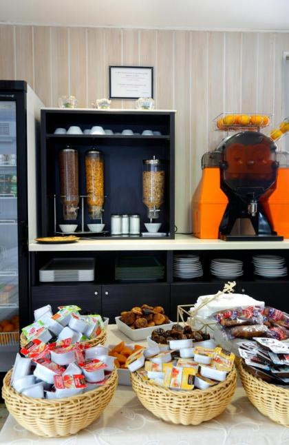 Grand Hotel Senia - image 24