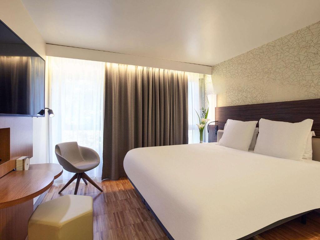 Mercure Paris Arc De Triomphe Etoile - main image