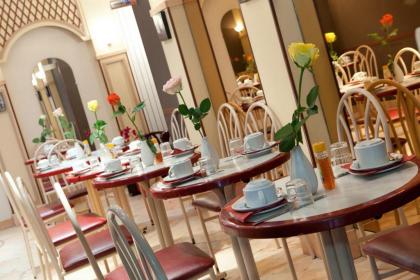 Grand Hotel De Paris - image 13