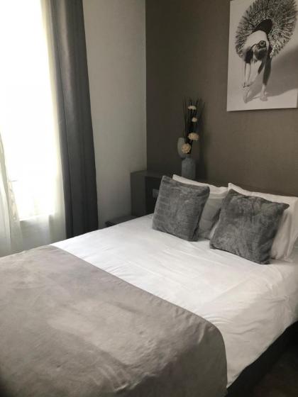 ADRIATIC HOTEL St-Hubert Gare de Lyon - image 23