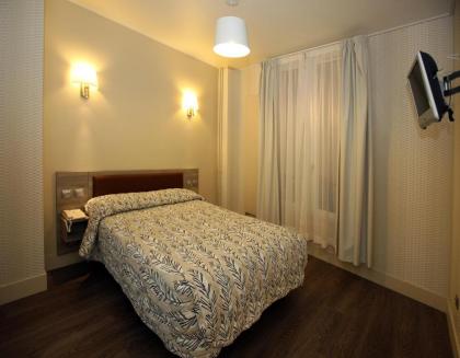 Hôtel Sunny - image 10