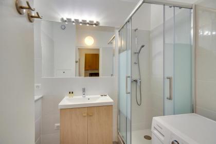 Apartments for Work in City Center - image 27