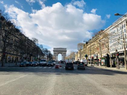 2 BEDROOMS SUITE 11 FOCH - Arc de Triomphe - image 23