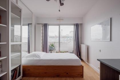 Veeve - Home Comforts by the Eiffel Tower - image 15