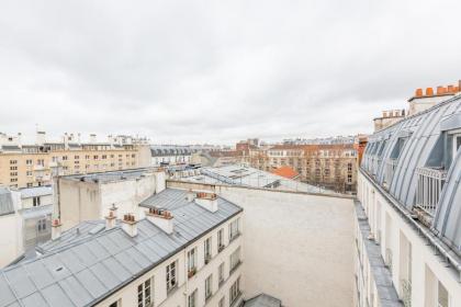 Veeve - Rooftop Views By the Canal Saint-Martin - image 21