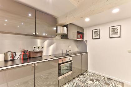 100 - Luxury 2 Bedroom - Beaubourg Marais - image 25