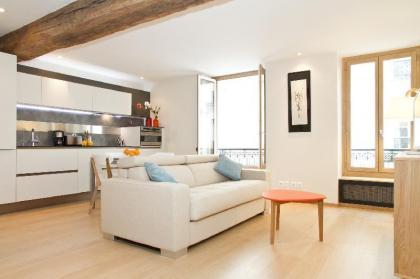MABILLON MODERN 1BR FLAT- THE HEART OF ST GERMAIN  - image 4