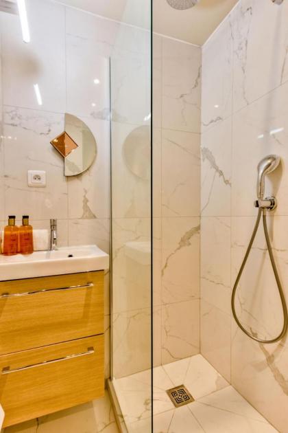 03 - Urban Formidable in Montorgueil - image 24