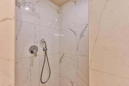 03 - Urban Formidable in Montorgueil - image 26