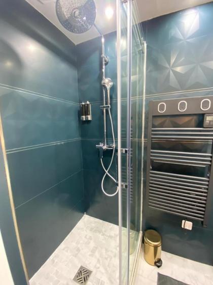 Beautiful mini Loft near Saint-Lazare - image 22