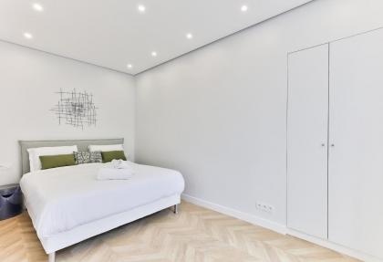 127 - Urban Beautiful 4BR in Montorgueil - image 22