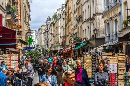 Cosy Mezzanine Studio in the Heart of Paris (4) - image 21