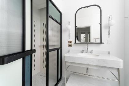 Kimpton St Honore Paris - image 22