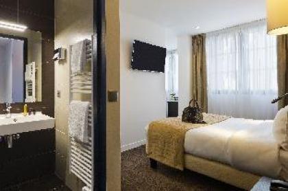 Simon's Boutique Hotel - image 22