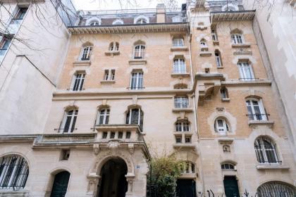 Gorgeous 3 Bedroom Flat at Eiffel Tower - image 26