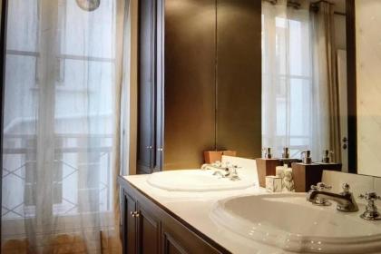 Appartement Champs-Elysées Montaigne - HALA PARIS - image 23