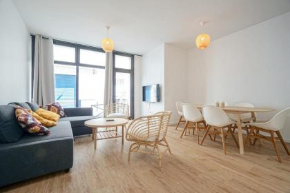 Spacious Appt In The Heart Of Paris - image 24