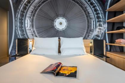 Novotel Paris 20 Belleville - image 25