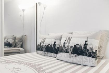 Chatelet Flat - image 25