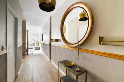 The Majestic Garden Suite - image 21