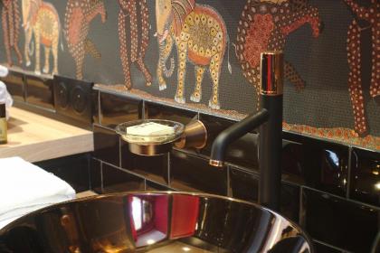 The Lord Byron Suite - image 22