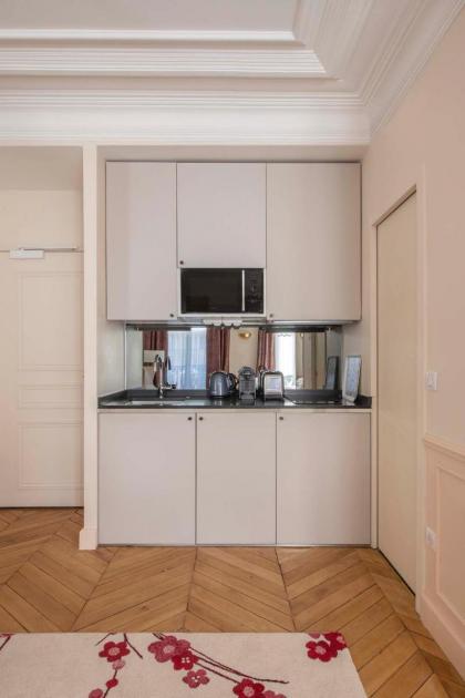 LE BEAU MARAIS - Luxury Apartments AIR COND LIFT - image 21