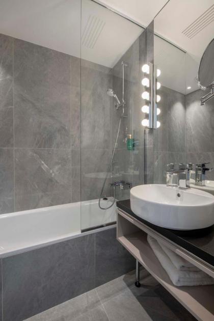 LE BEAU MARAIS - Luxury Apartments AIR COND LIFT - image 22