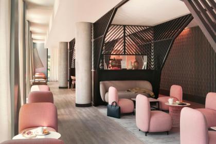OKKO Hotels Paris La Defense - image 16