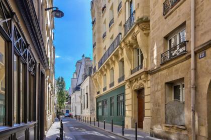 140 - Urban Duplex near Saint-Germain des Pres - image 21