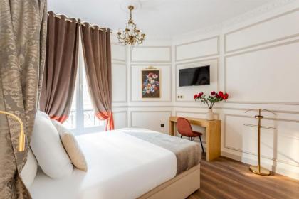 Luxury 5 Bedrooms 3 Bathrooms Apartment - Opera - image 27
