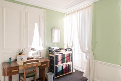 Beautiful 120m near the Sainte-Chapelle - image 24