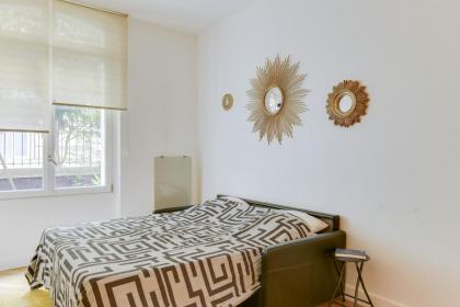 LOUVRE-MONTORGEUIL PARIS HISTORICAL CENTER - image 29